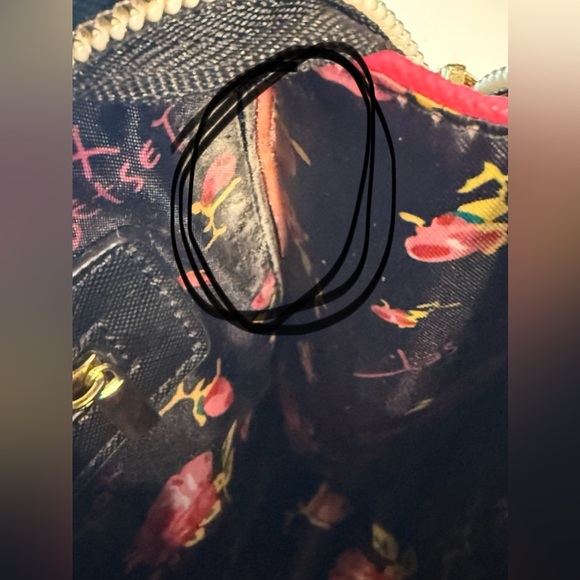 Betsey Johnson #INStA-FAMOUS Black & Pink Makeup Cosmetic Bag 10x8 - Picture 14 of 16